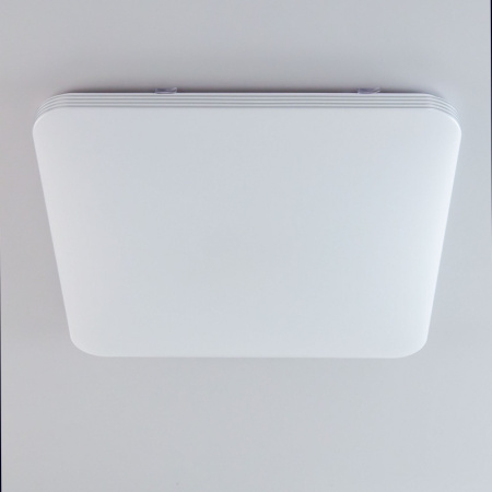 CL714K900G Симпла LED Св-к с пультом