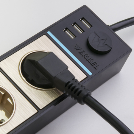 W6514944/ Розеточный блок 4-х местный + 3 USB черный/шампань рифленый