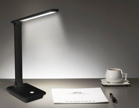 DE503 Светодиодная настольная лампа с диммером DE503 BK черный LED 3000-6400K 9W