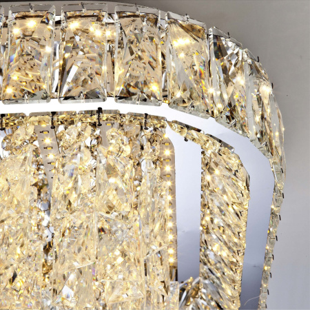 L031-500 с функцией УД Потолочная люстра LED4U L031-500 с функцией УД